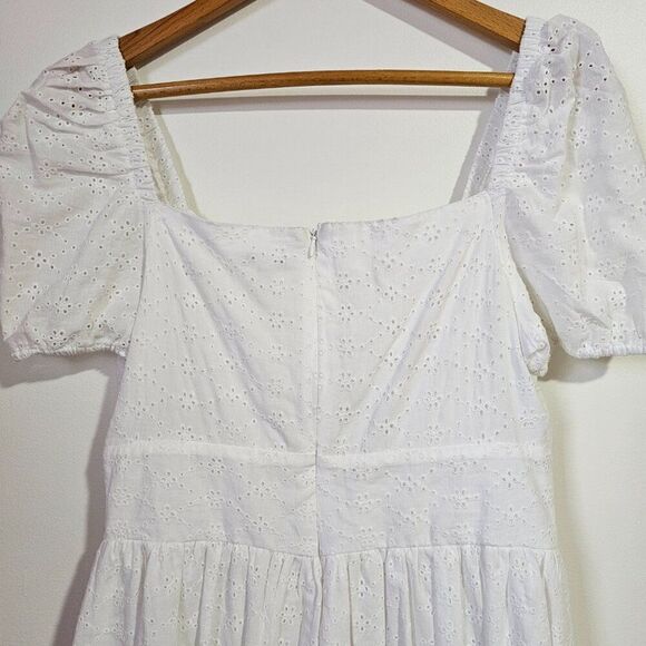 EUC LIKE NEW BAR III WHITE ANGLAISE FABRIC BOW TIE FRONT WHITE DRESS SIZE 10 / M - Picture 7 of 16